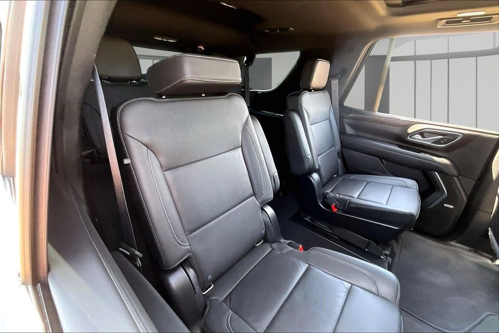 Used 2022 White Chevrolet Z71 image 29