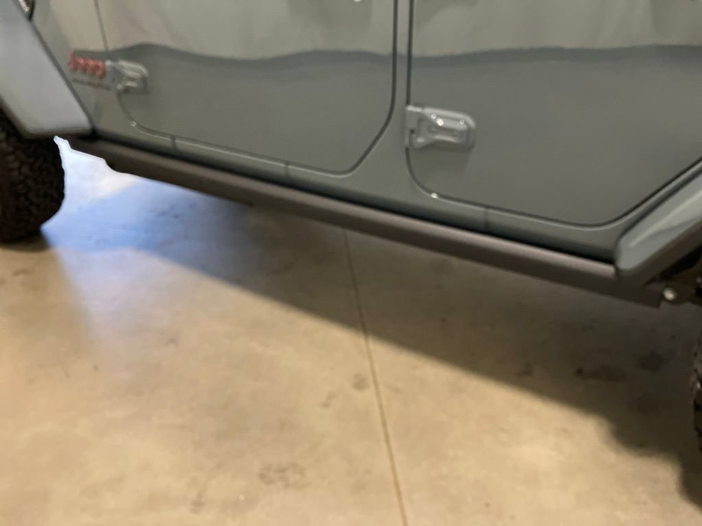 New 2026 Anvil Clear-Coat Exterior Paint Jeep Rubicon image 32