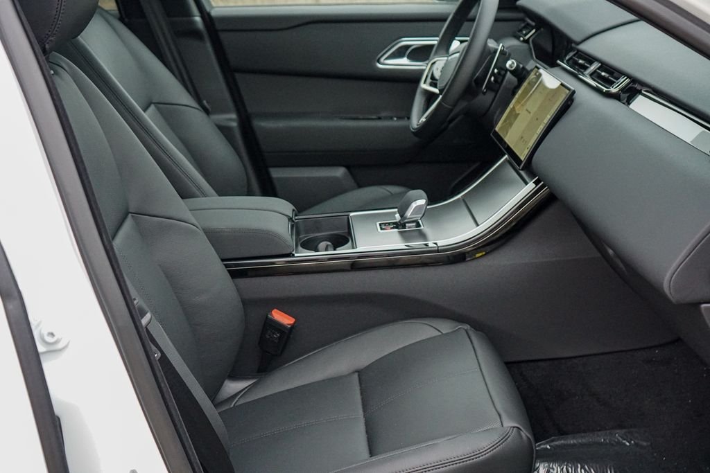 New 2026 Fuji White Land Rover S image 30