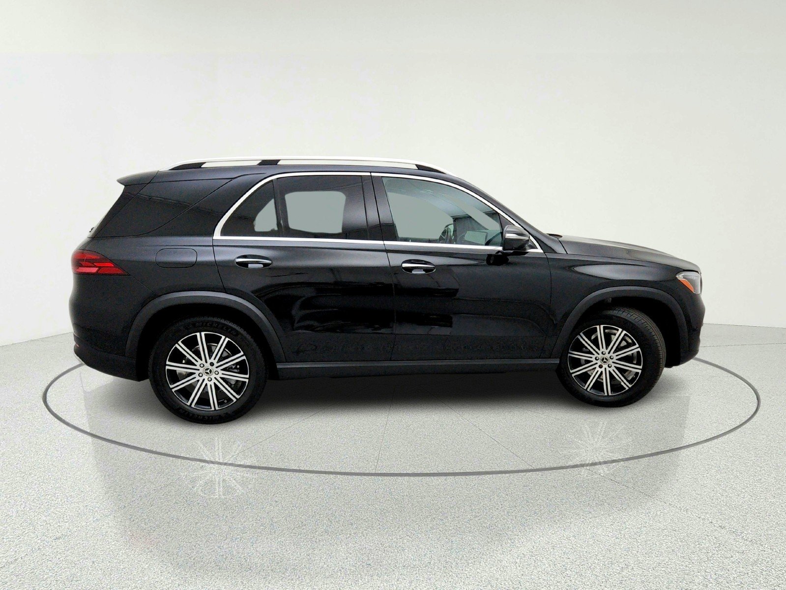 Certified Used 2026 Black Mercedes-Benz GLE 350 image 7