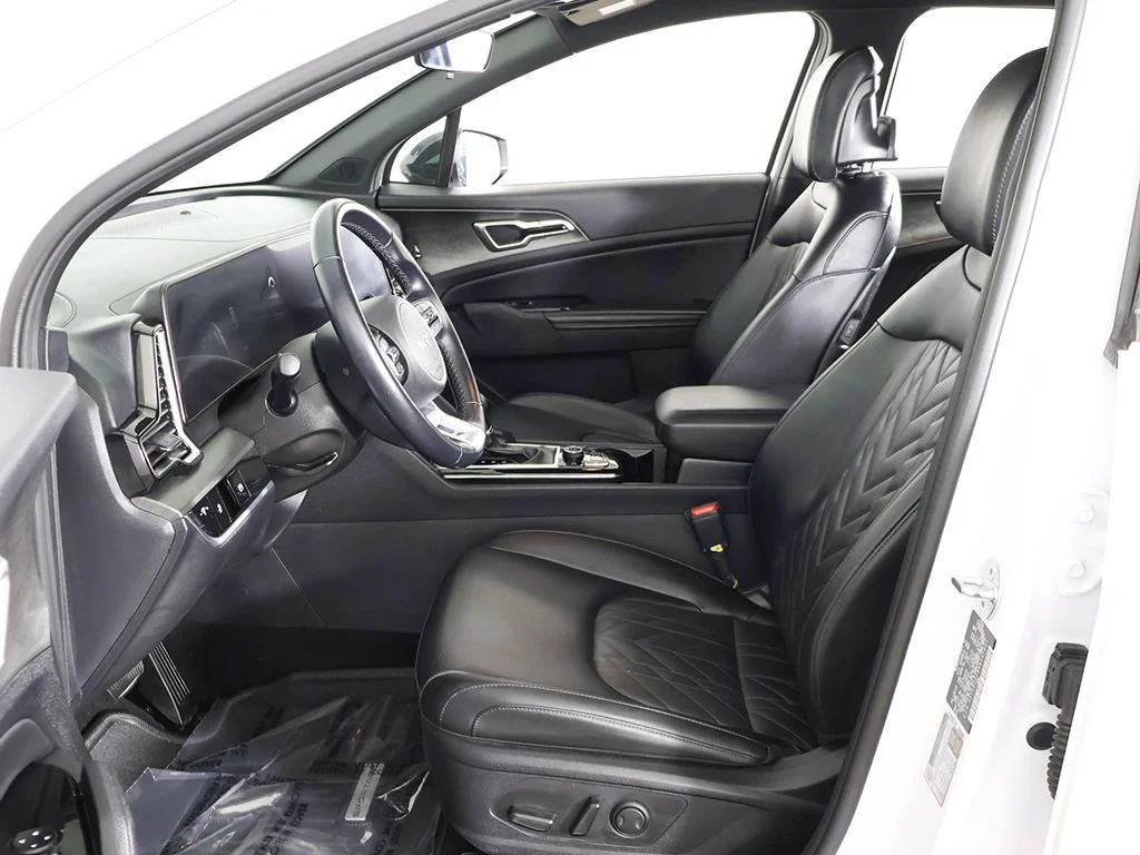 Certified Used 2024 White Kia X-Line image 30