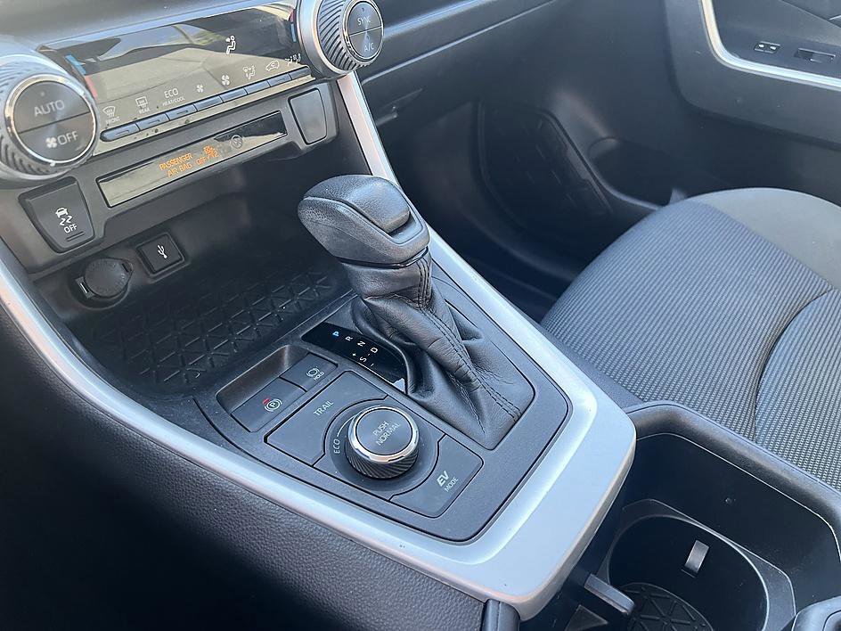 Used 2022 Magnetic Gray Metallic Toyota Hybrid LE image 18