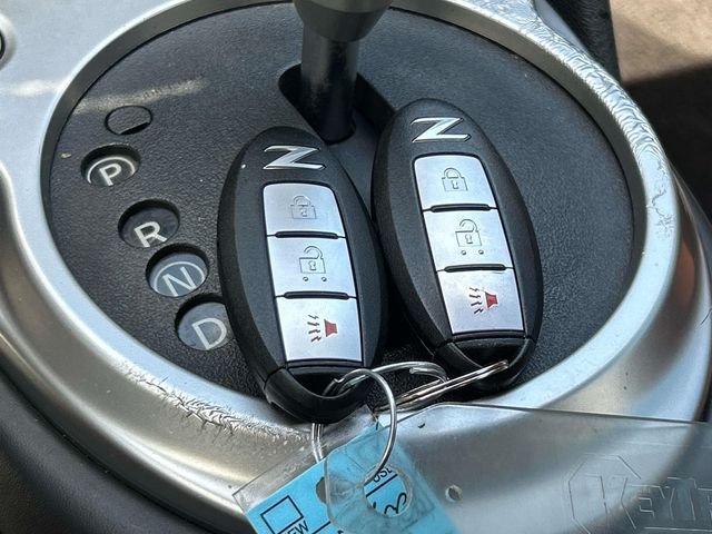 Used 2017 Black Nissan Touring image 5