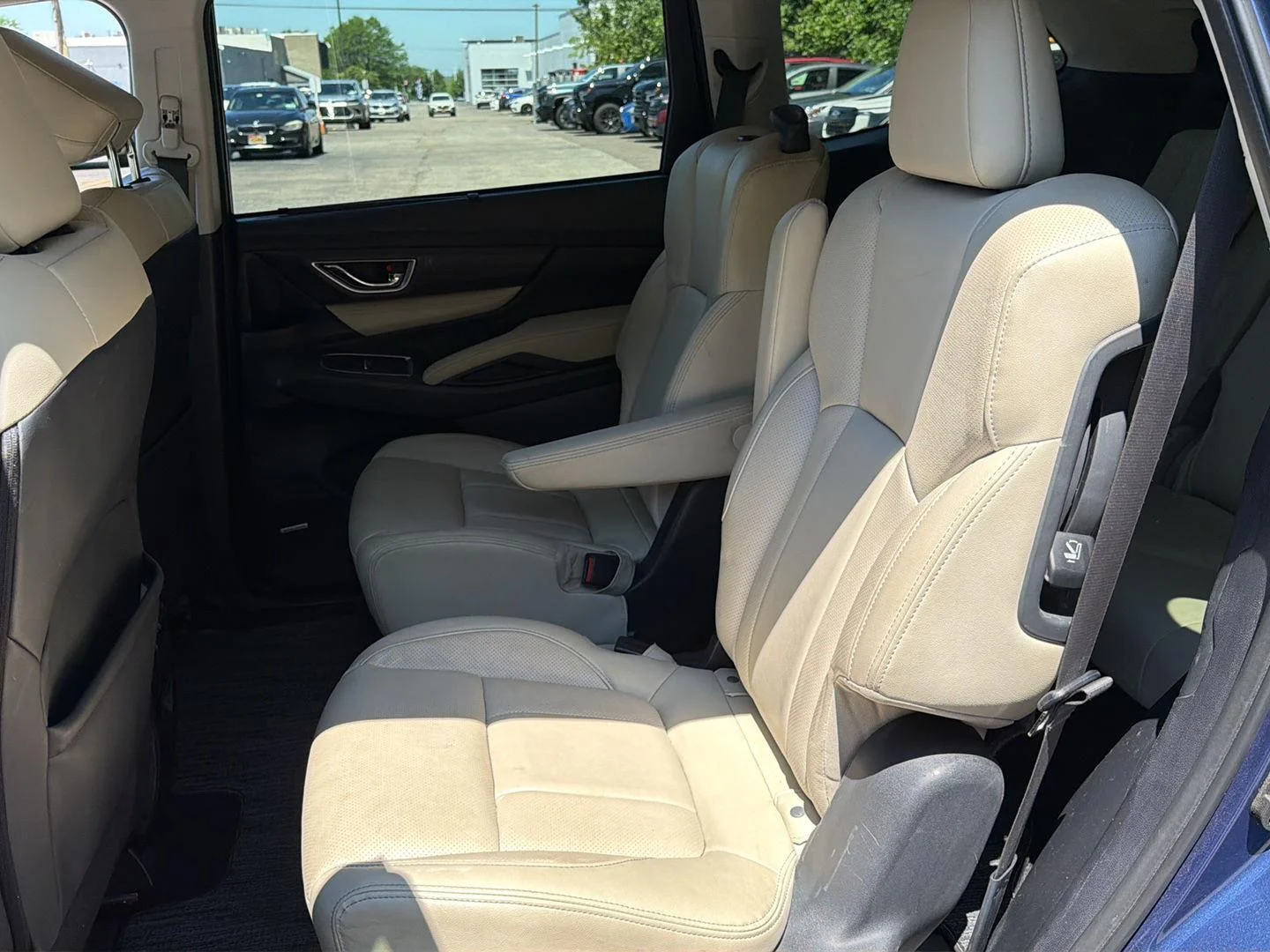 Used 2019 Abyss Blue Pearl Subaru Limited image 15