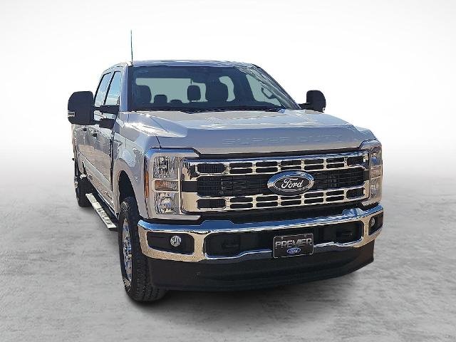New 2027 Oxford White Ford F-350® XLT image 27
