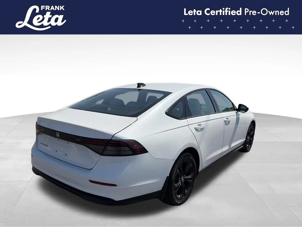 Certified Used 2025 White Honda SE image 5