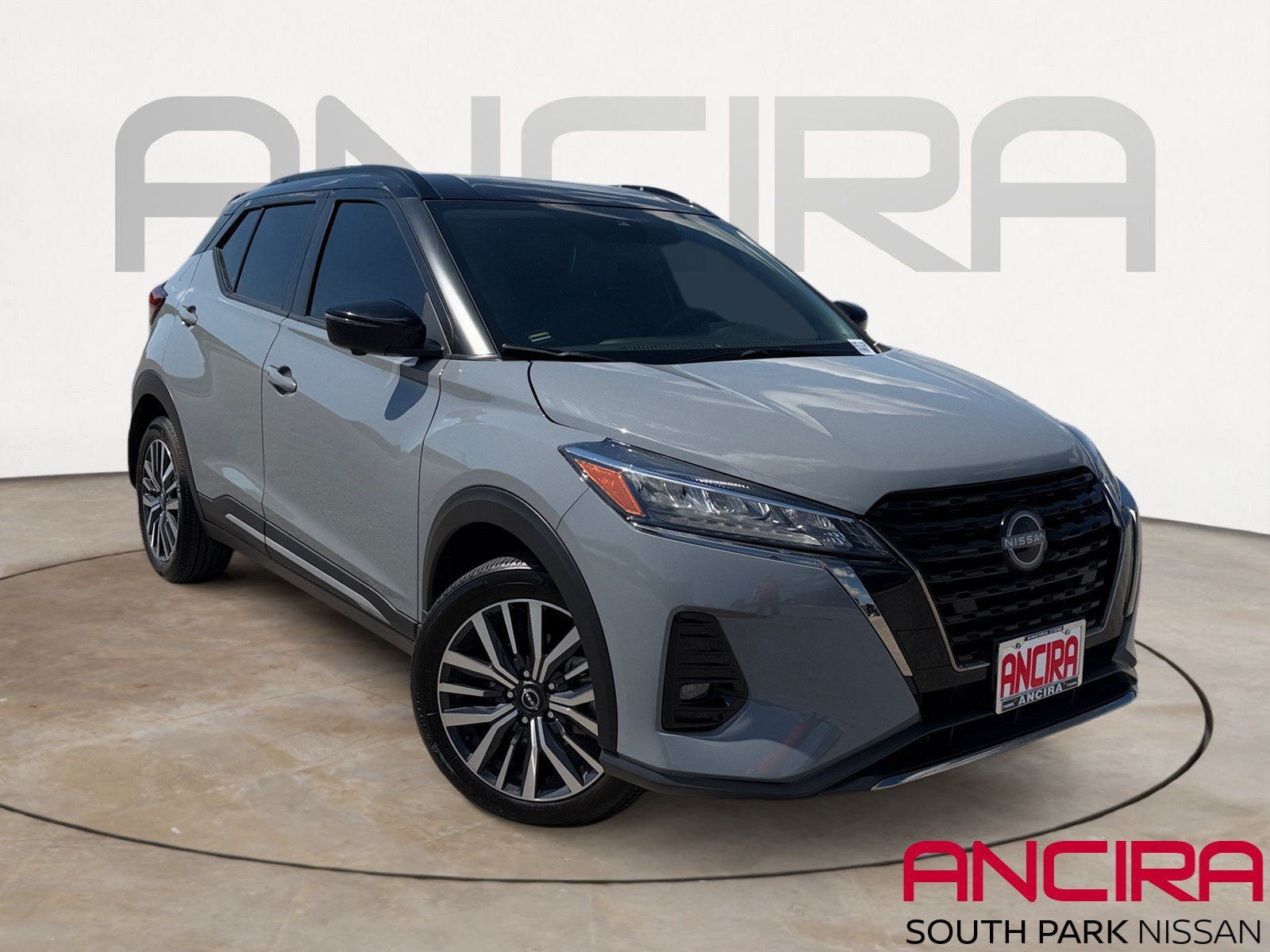Used 2023 Gray/Super Black Nissan SR image 1