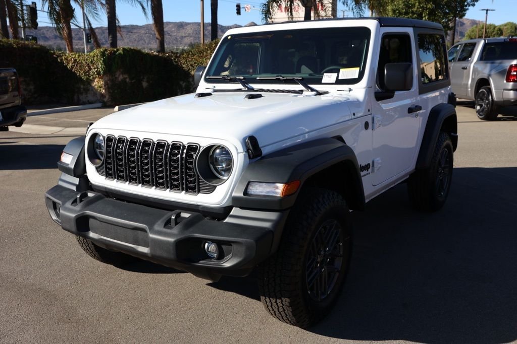 New 2026 Bright White Clear-Coat Exterior Paint Jeep Sport S image 7