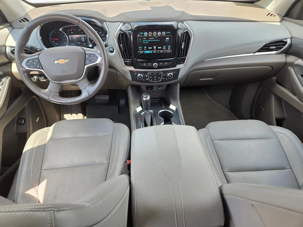 Used 2019 Beige Chevrolet Premier image 20