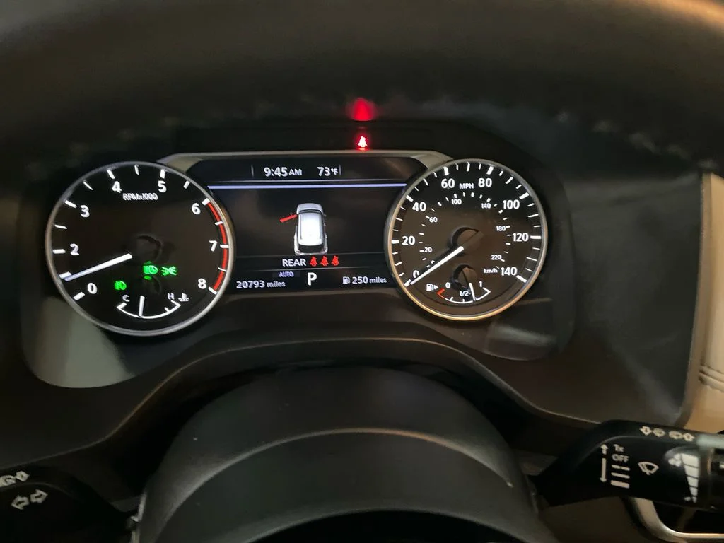 Used 2022 Scarlet Ember Tintcoat Nissan SL image 17