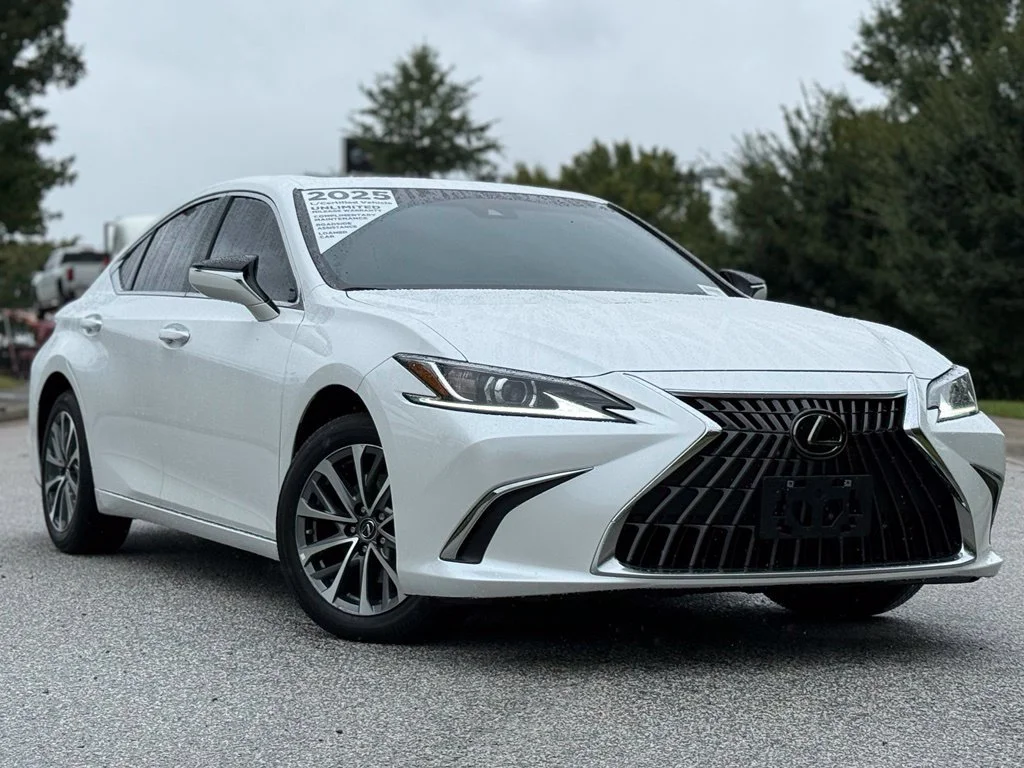 2025 Lexus ES