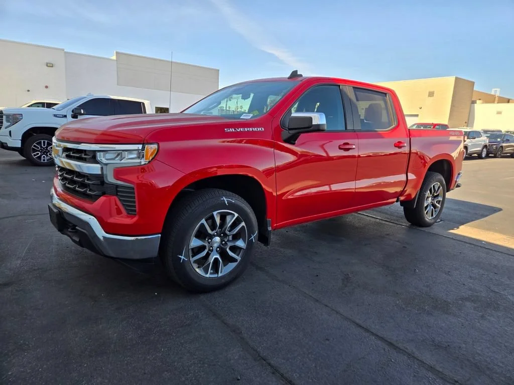 Used 2023 Red Hot Chevrolet LT (2FL) image 4