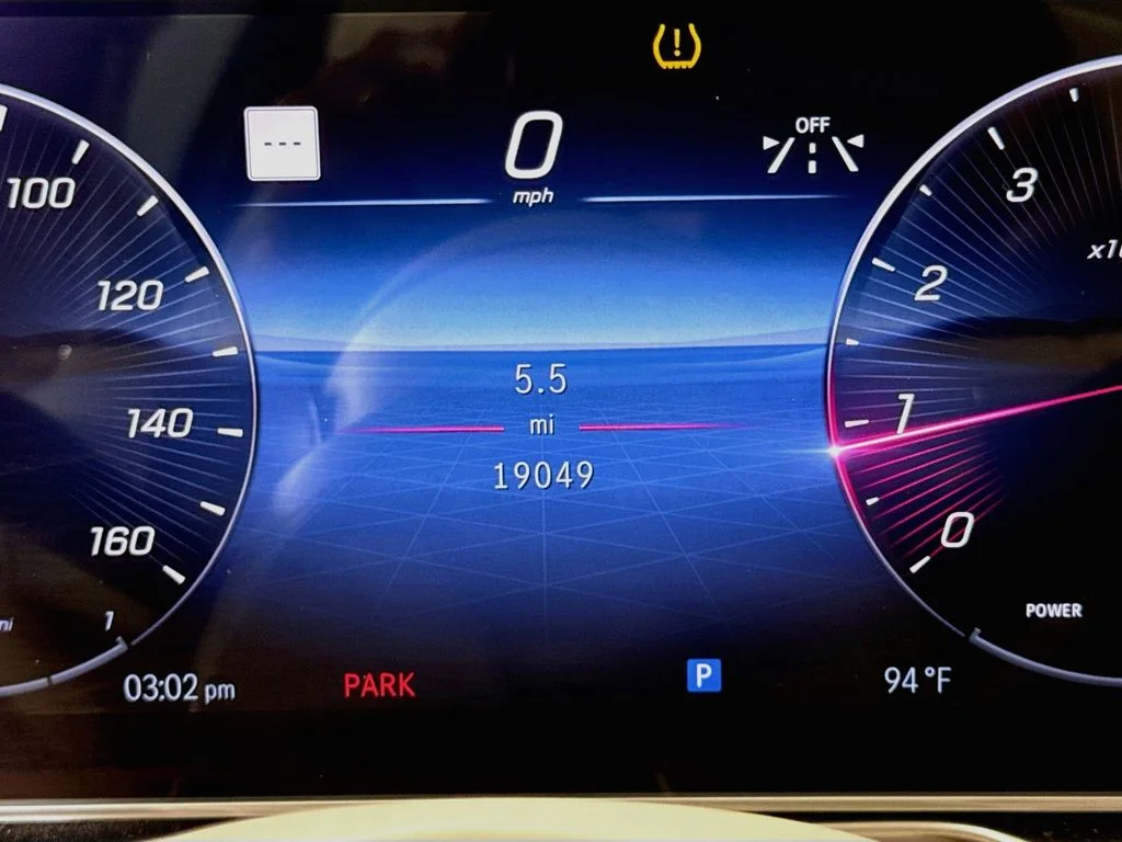 Used 2023 Gray Mercedes-Benz S 500 image 12