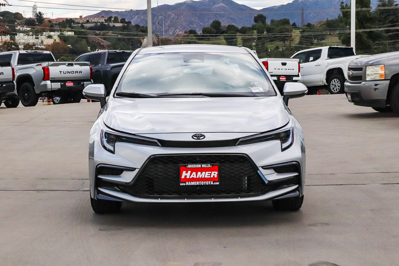 New 2027 Classic Silver Metallic Toyota  SE image 2