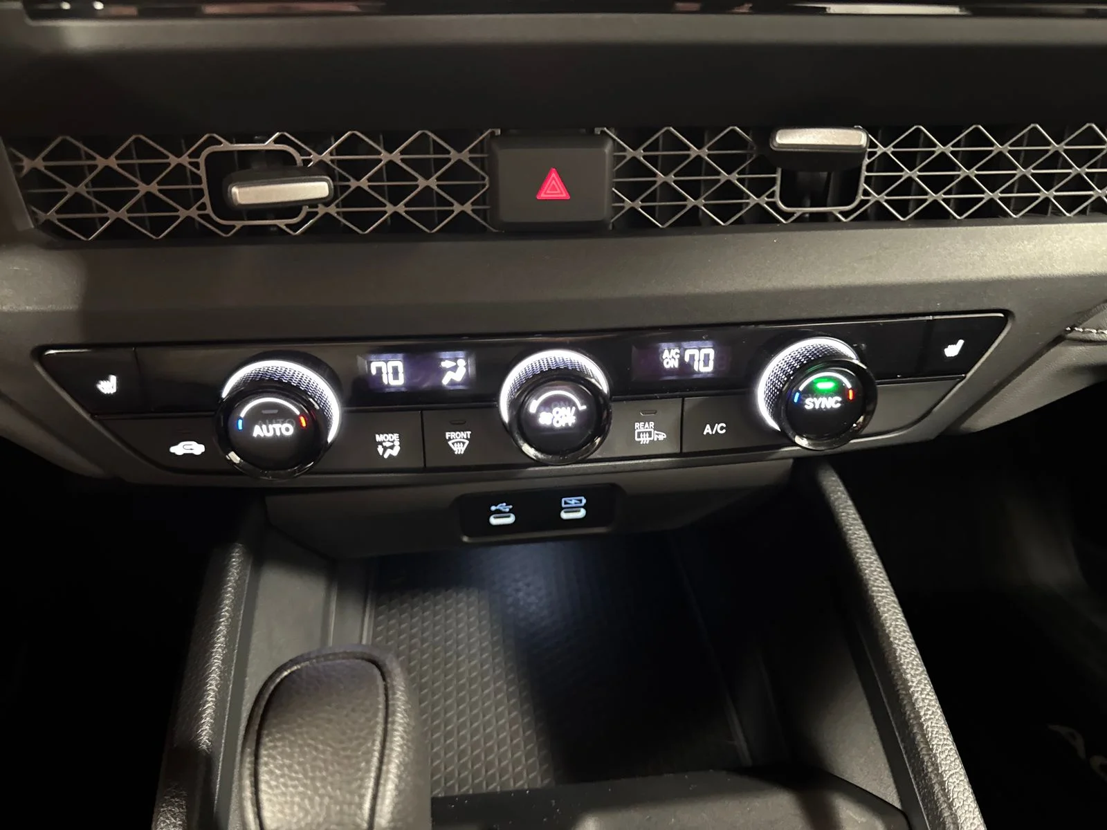 2025 Honda Accord SE - Photo 21