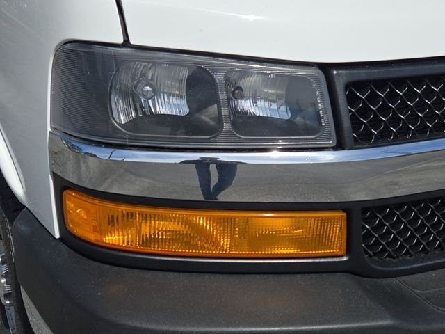 Used 2021 White Chevrolet LT image 5