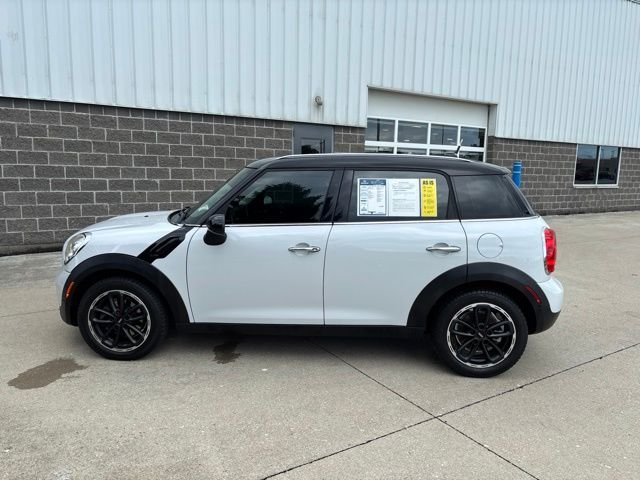 Used 2015 White MINI Base image 9