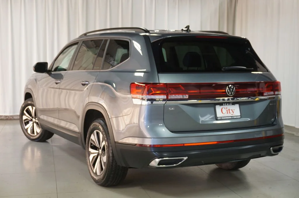 Certified Used 2025 Gray Volkswagen 2.0T SE image 18