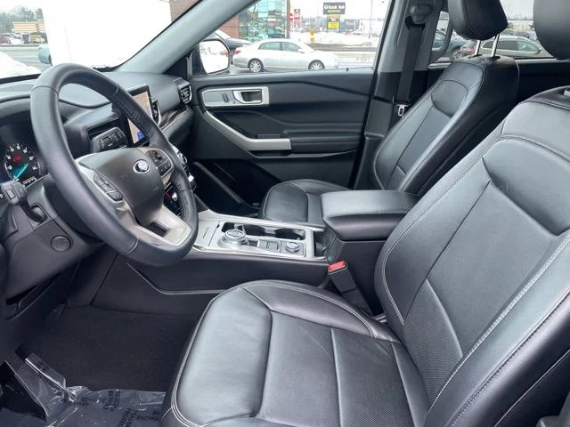 2023 Ford Explorer Limited - Photo 17