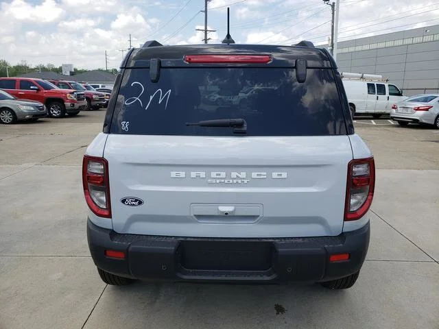New 2026 Space White Metallic Ford Outer Banks® image 5