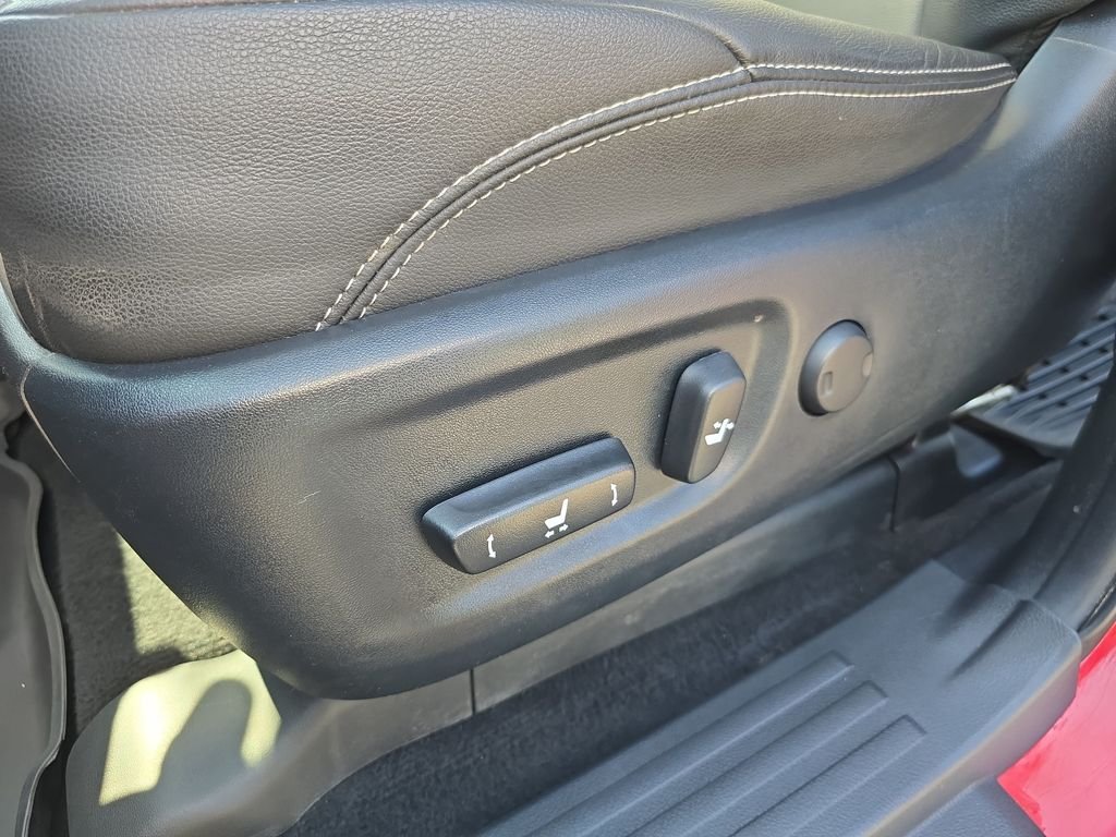 Certified Used 2019 Red Toyota SR5 Premium image 31