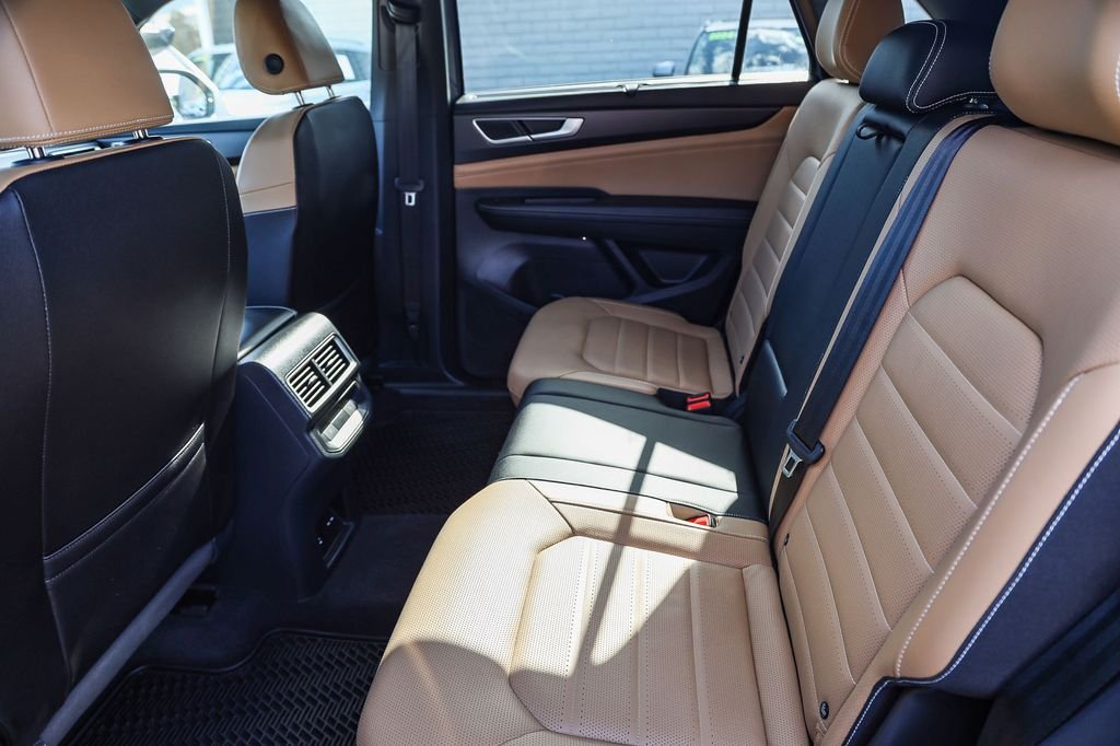 2025 Volkswagen Atlas Cross Sport SEL R-LINE - Photo 16