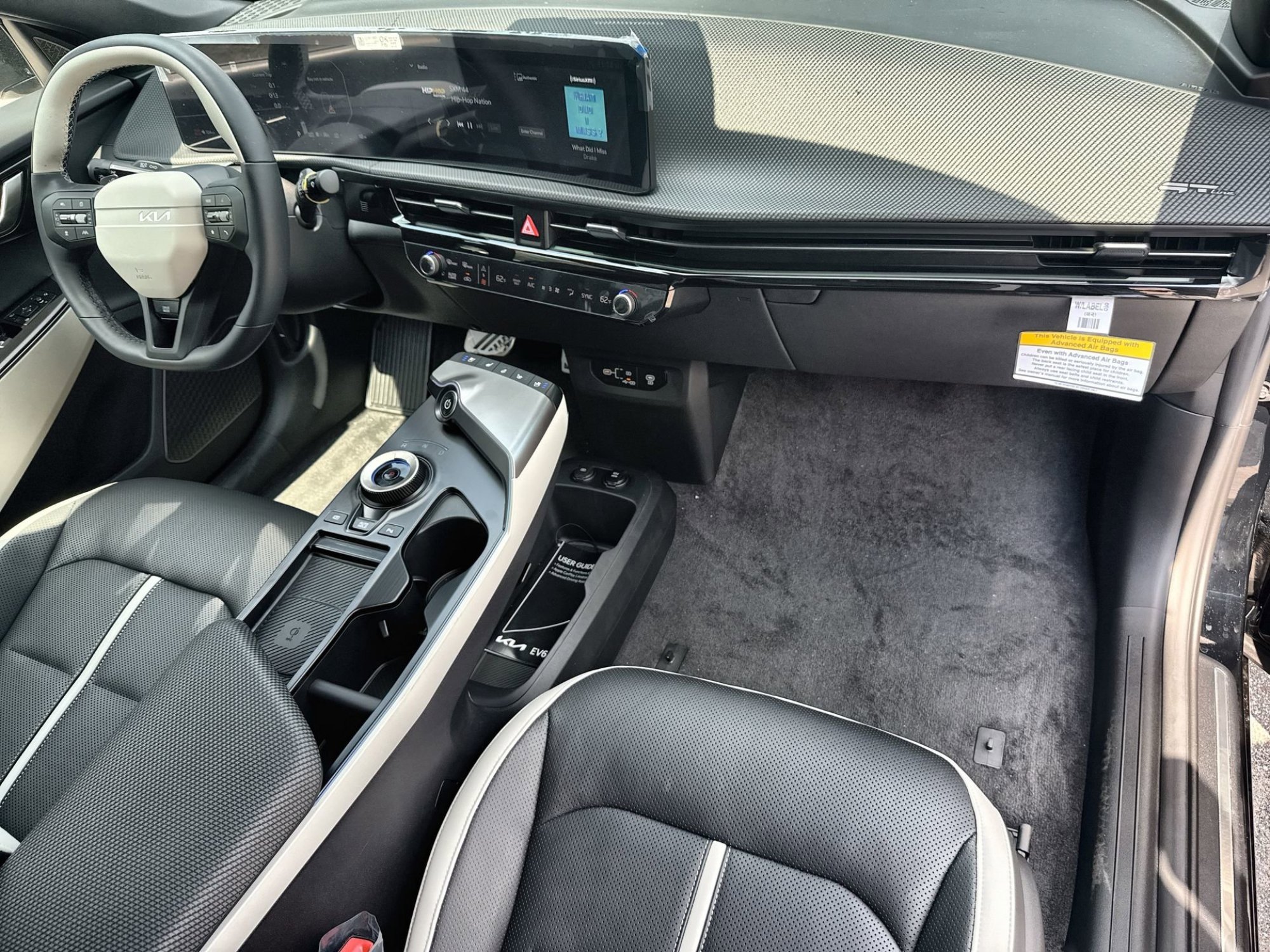 2025 Kia EV6 GT-Line - Photo 8