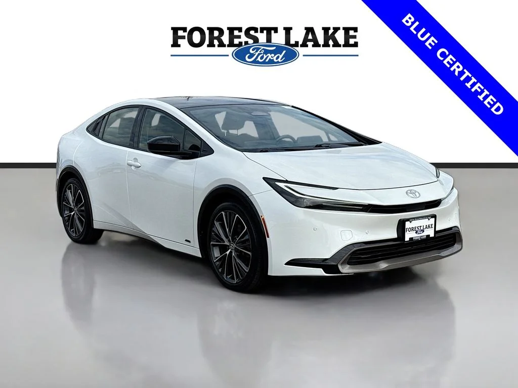 2024 Toyota Prius XLE AWD's photo