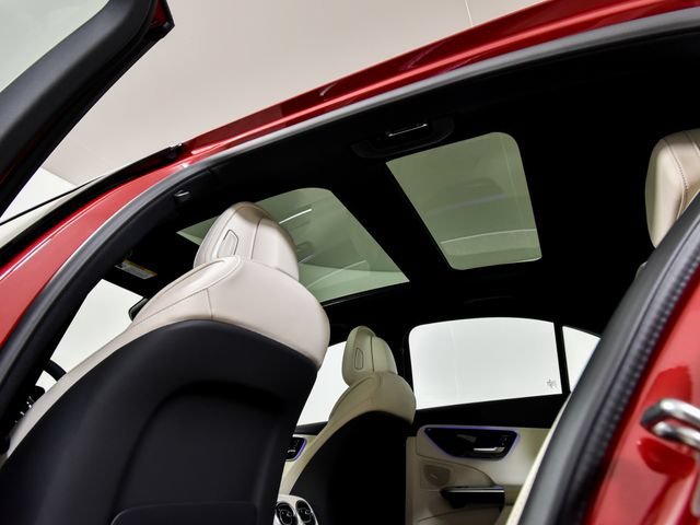 New 2026 MANUFAKTUR Patagonia Red Metallic Mercedes-Benz C 300 image 78