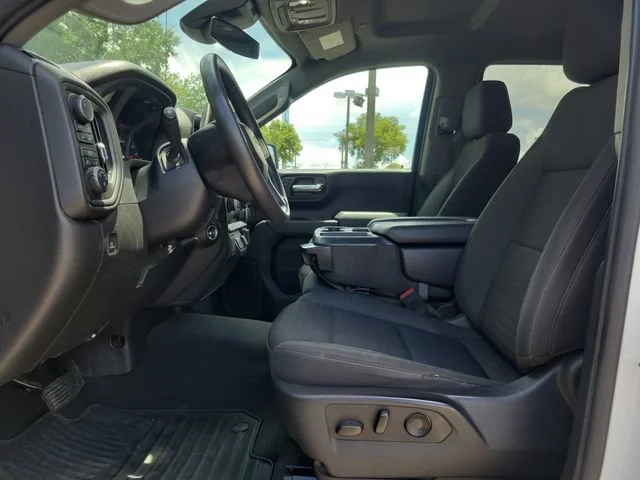 2023 Chevrolet Silverado 1500 Custom - Photo 24