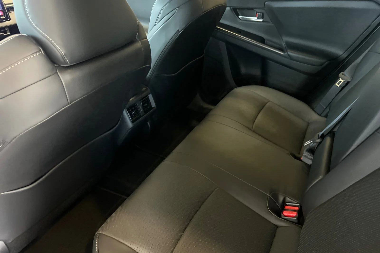New 2026 White Subaru Premium image 11