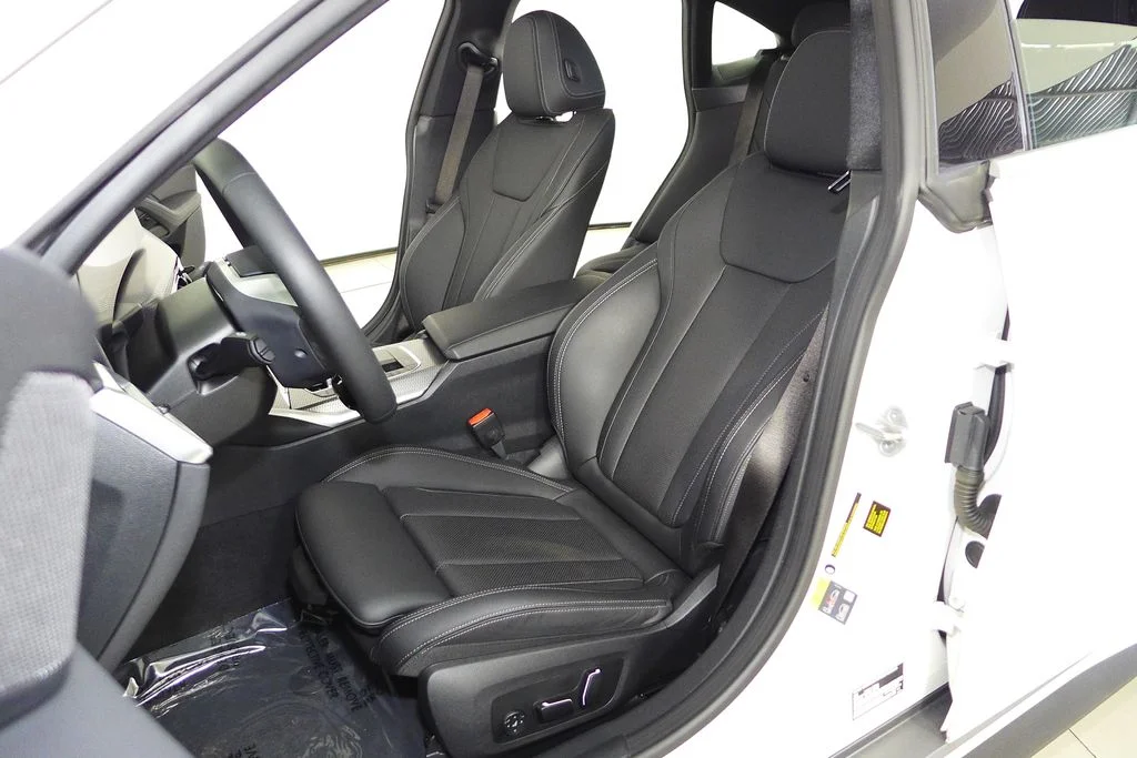 Used 2025 White BMW eDrive40 image 22