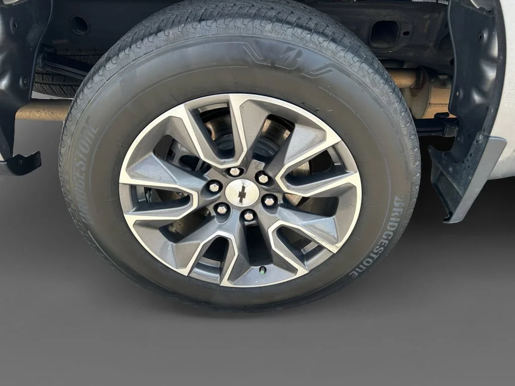 Used 2020 SATIN STEEL METALLIC Chevrolet RST image 14