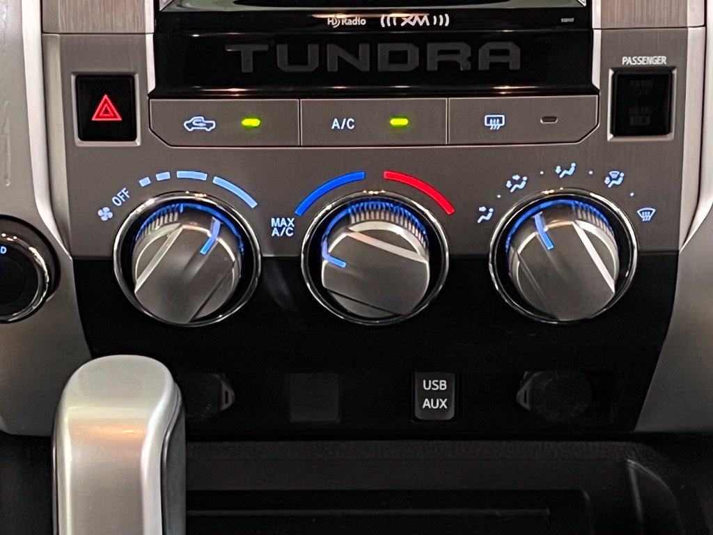 Used 2017 Super White Toyota SR5 image 21
