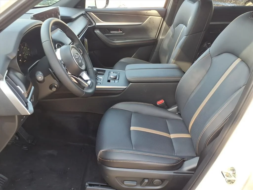 2026 Mazda CX-90 Premium Plus Package - Photo 17