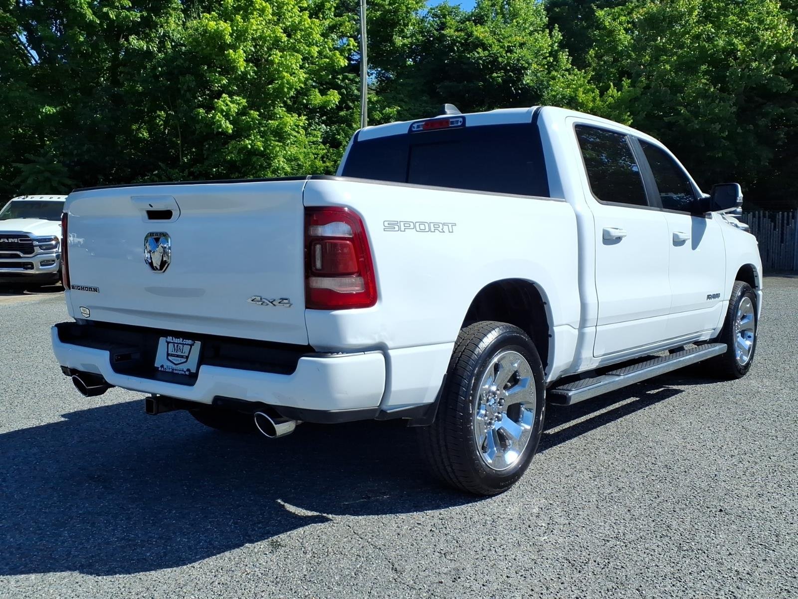 Certified Used 2022 White Ram Big Horn/Lone Star image 21
