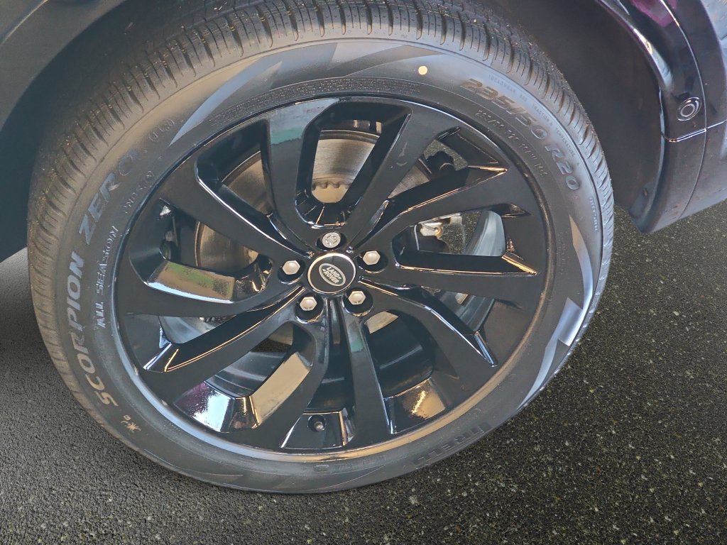 Certified Used 2025 Black Land Rover SE image 35