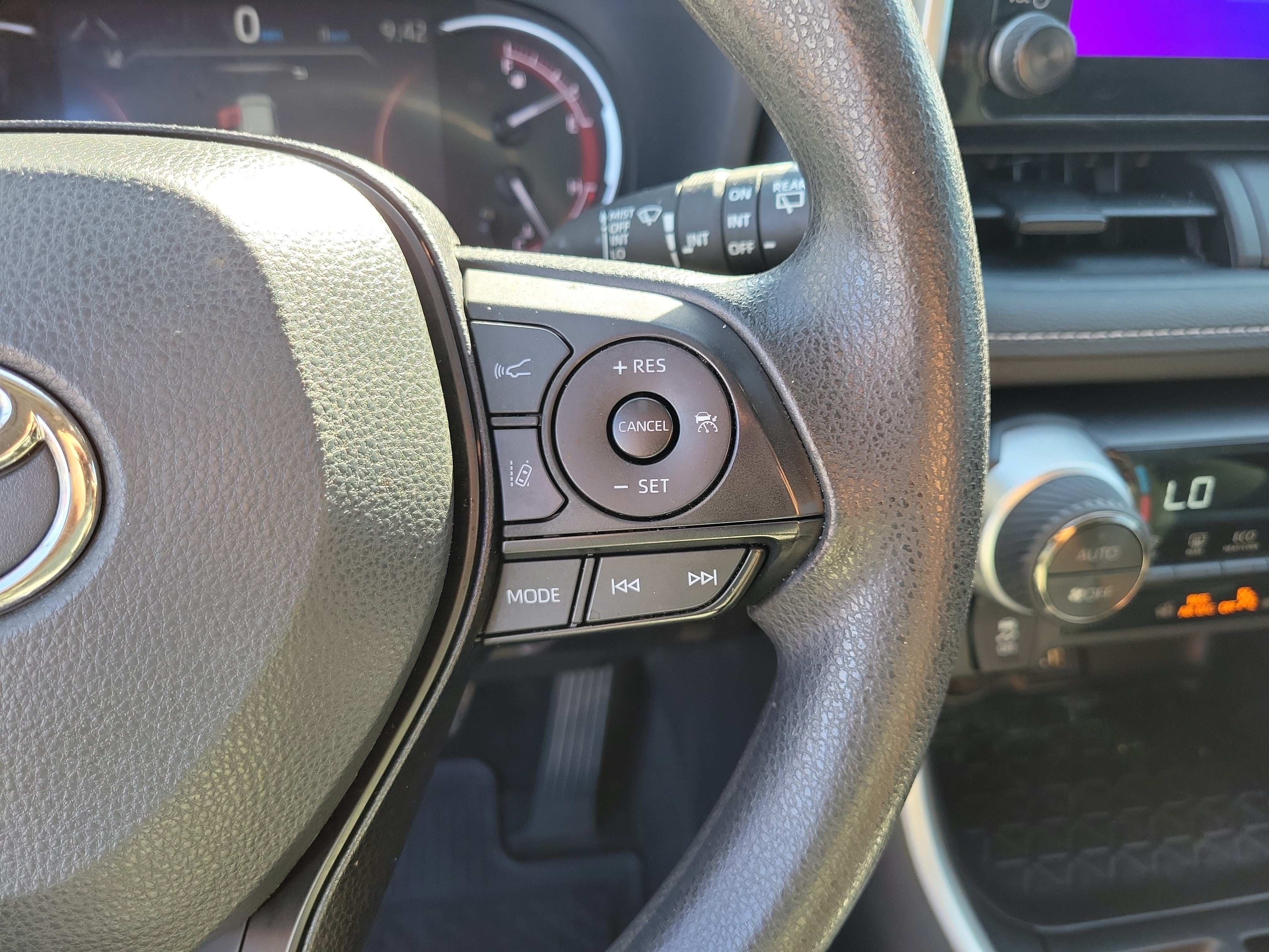 Used 2023 Pearl Toyota XLE image 23