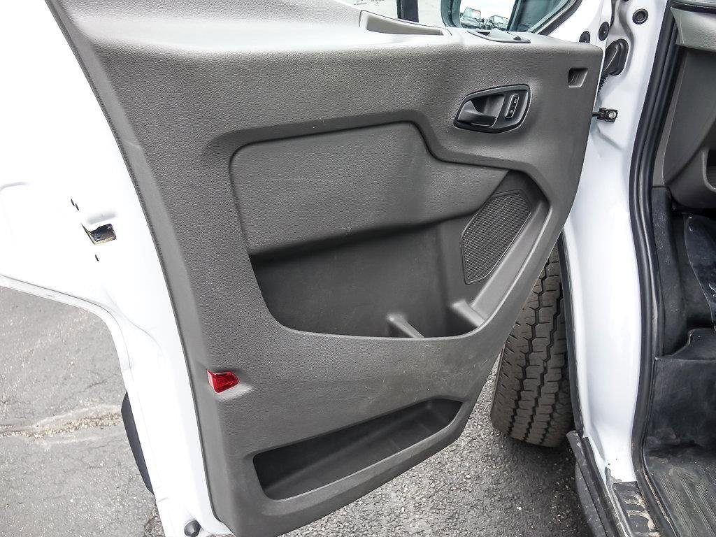 Used 2024 Oxford White Ford Base image 24