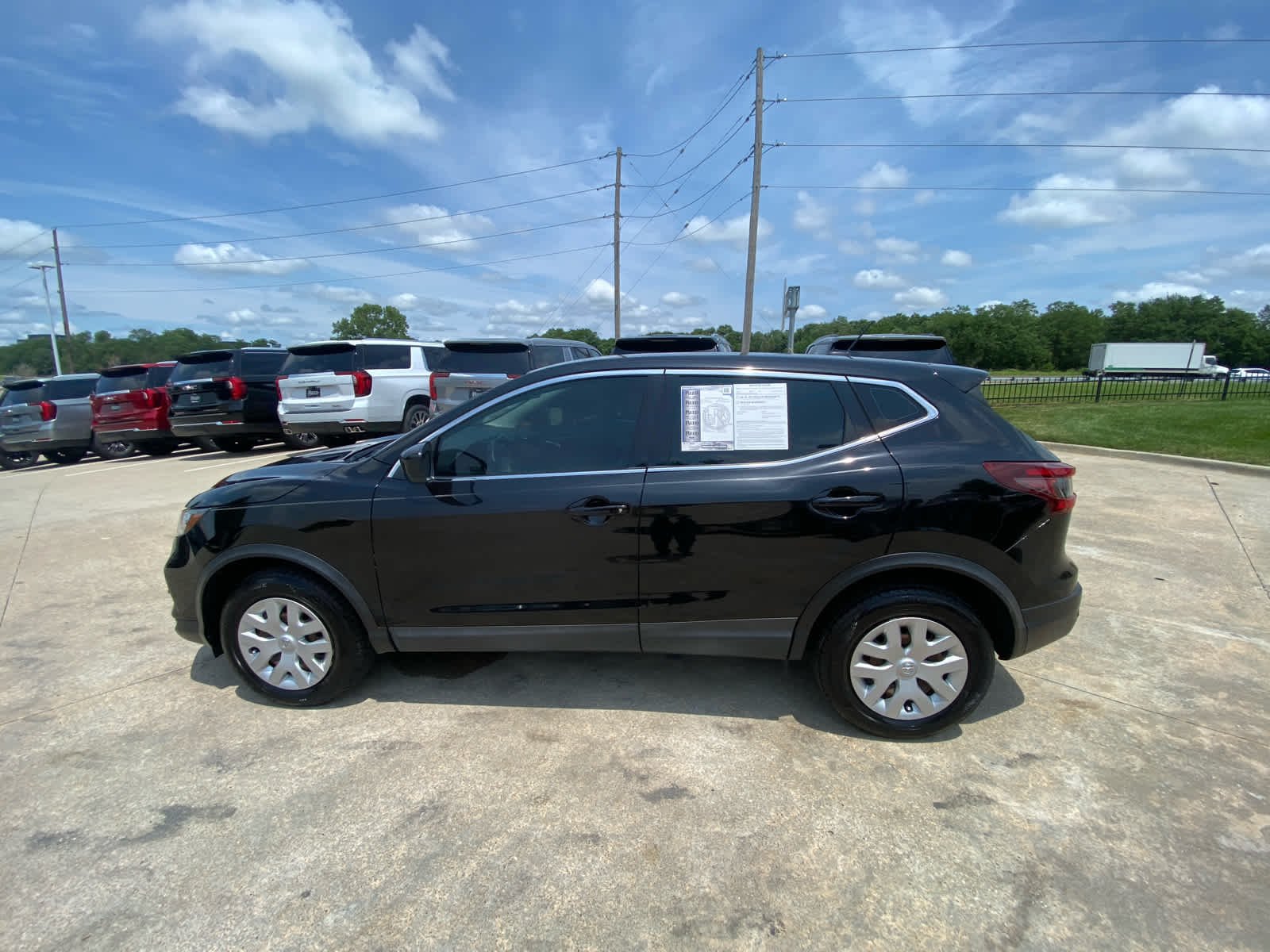 Used 2020 Black Nissan S image 5