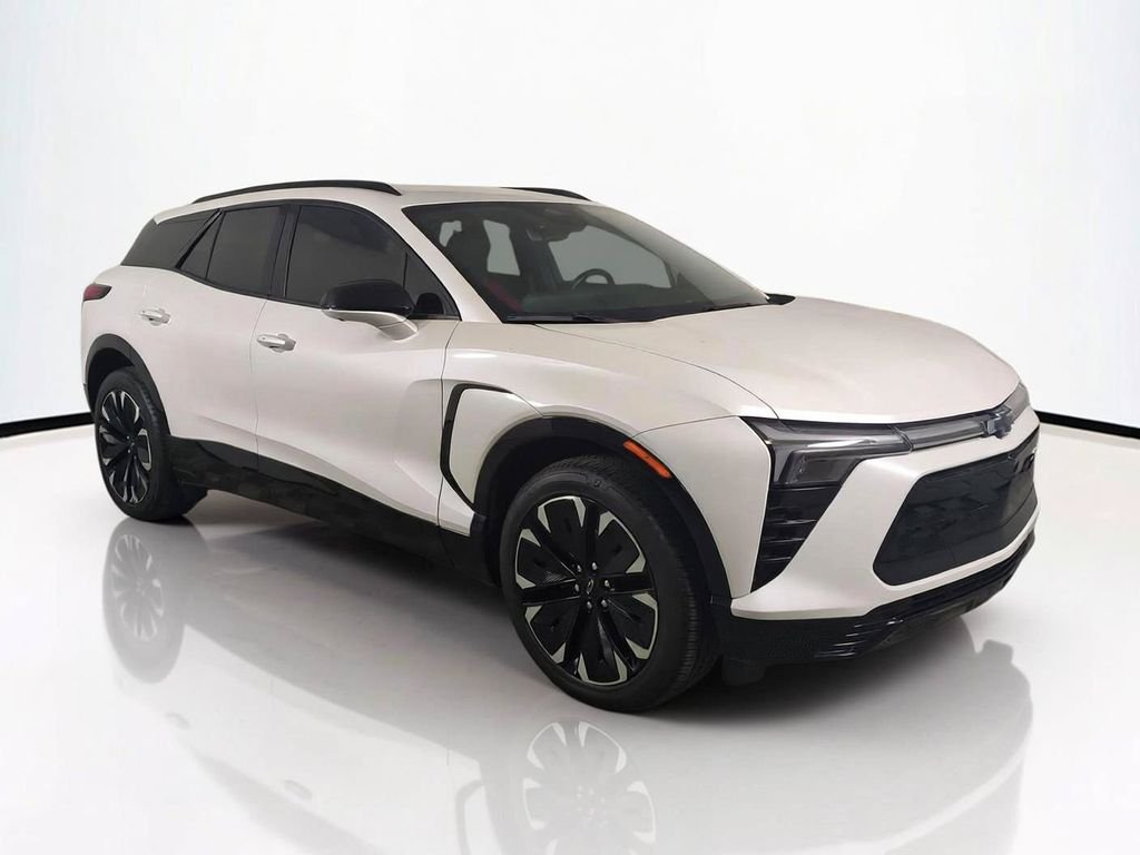 Used 2024 Chevrolet Blazer EV RS with VIN 3GNKDHRK1RS278001 for sale in Tampa, FL