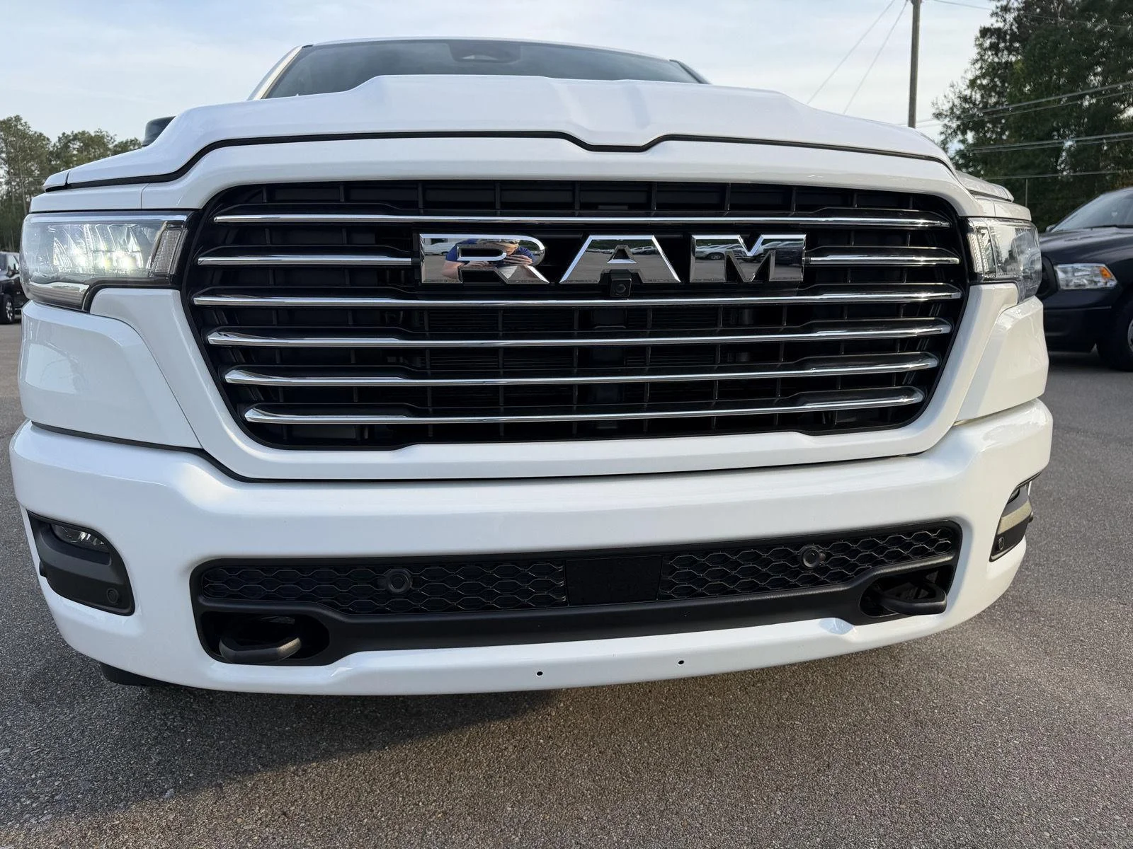 New 2026 Bright White Clear-Coat Exterior Paint RAM Laramie image 25