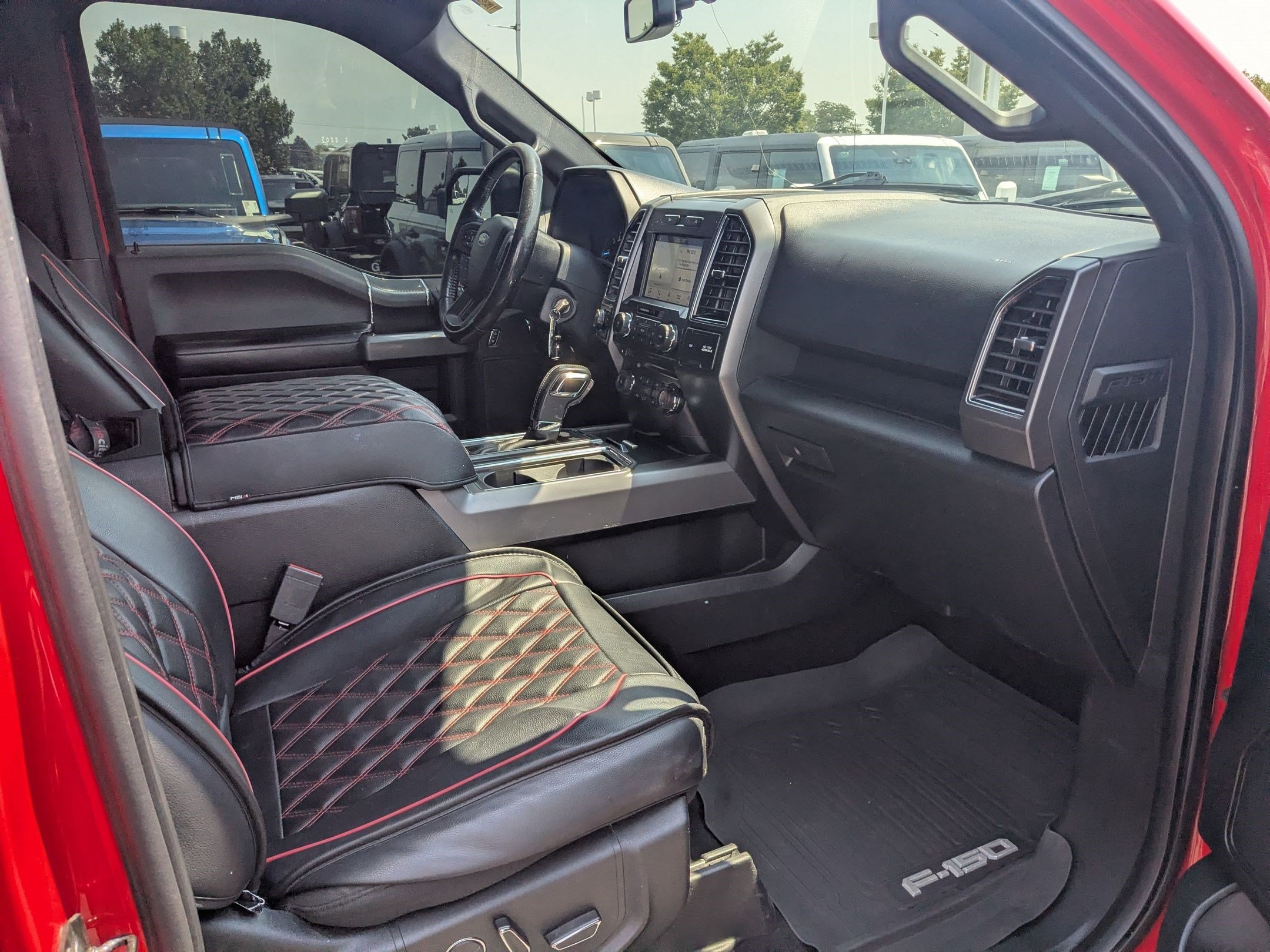Used 2018 Race Red Ford XLT image 27