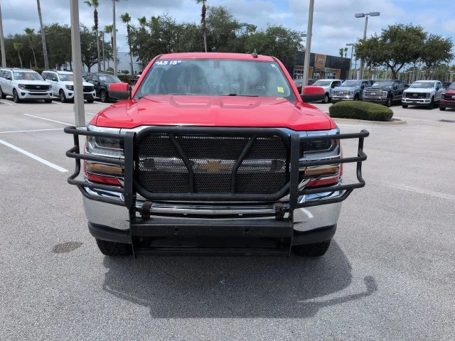 Used 2018 Red Chevrolet LT image 9