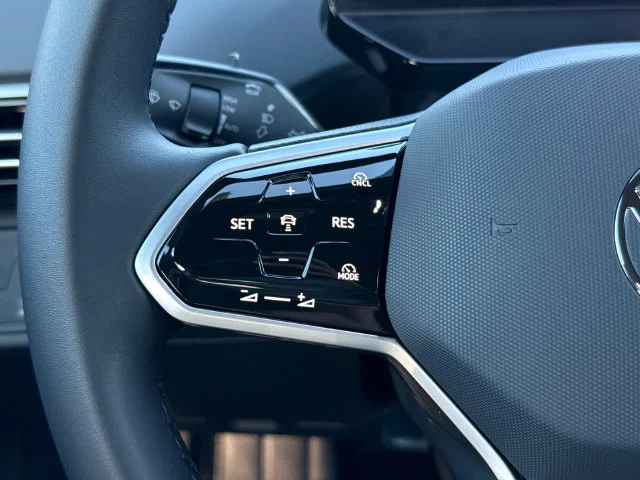 New 2026 Pure Gray Volkswagen Pro image 32