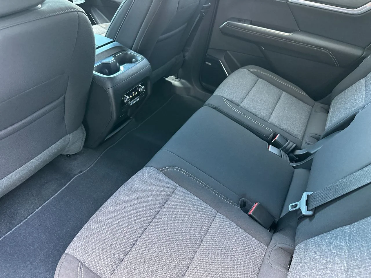 2026 GMC Acadia Elevation - Photo 57