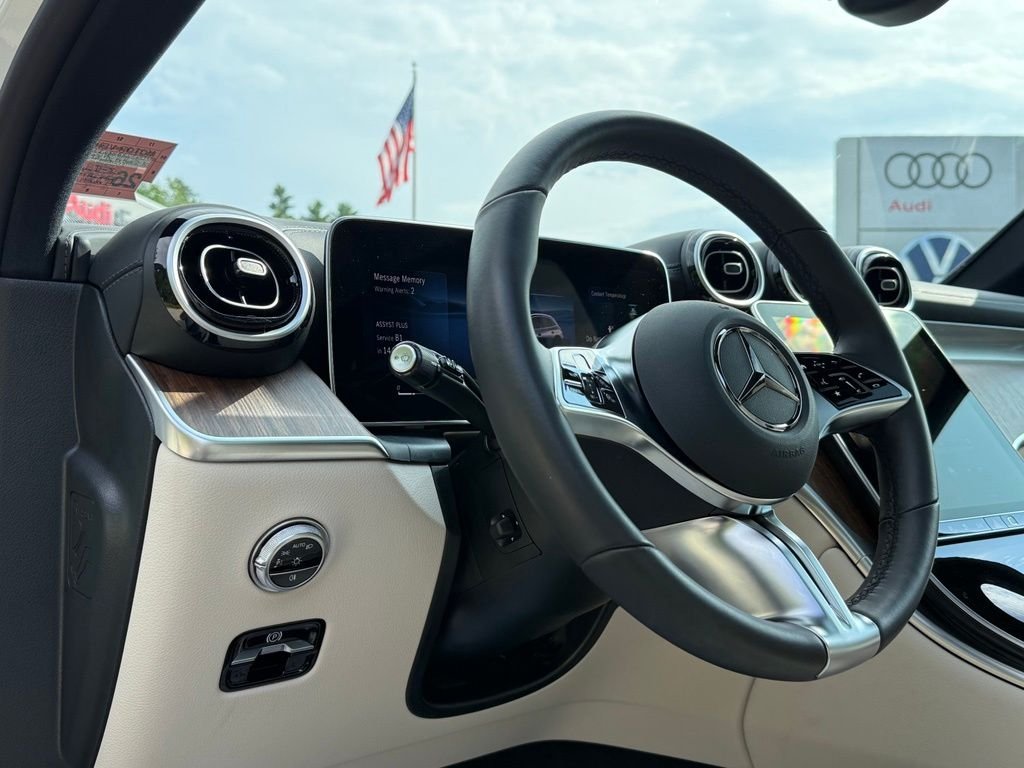 Used 2025 White Mercedes-Benz GLC 350e image 30