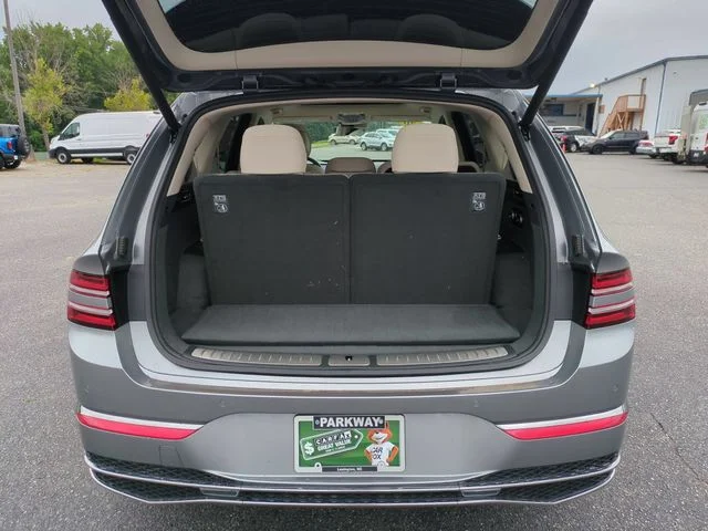 Used 2026 Silver Genesis 2.5T Advanced image 33
