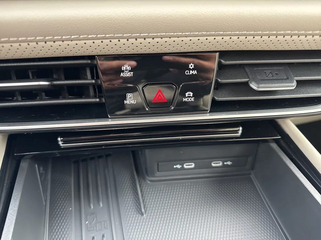 New 2026 Gray Volkswagen 2.0T SE w/Technology image 27