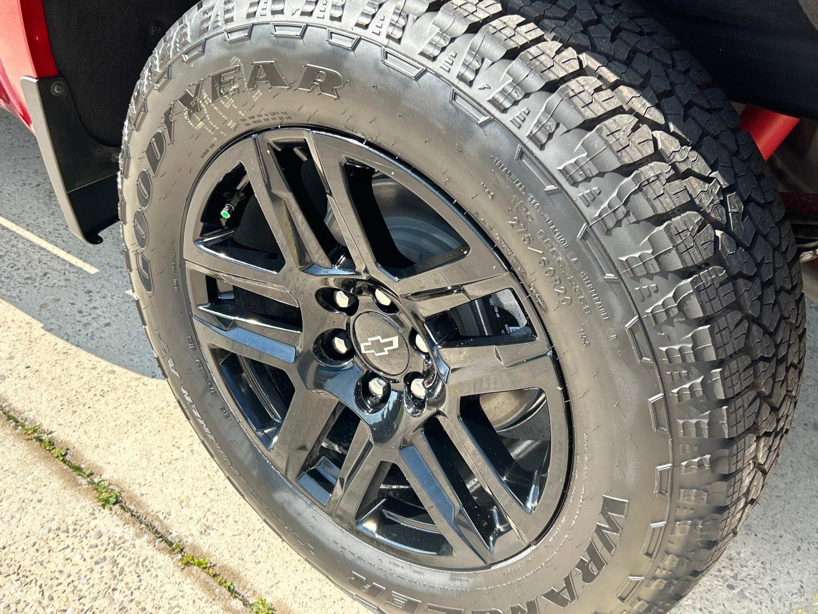 2025 Chevrolet Silverado 1500 RST - Photo 13